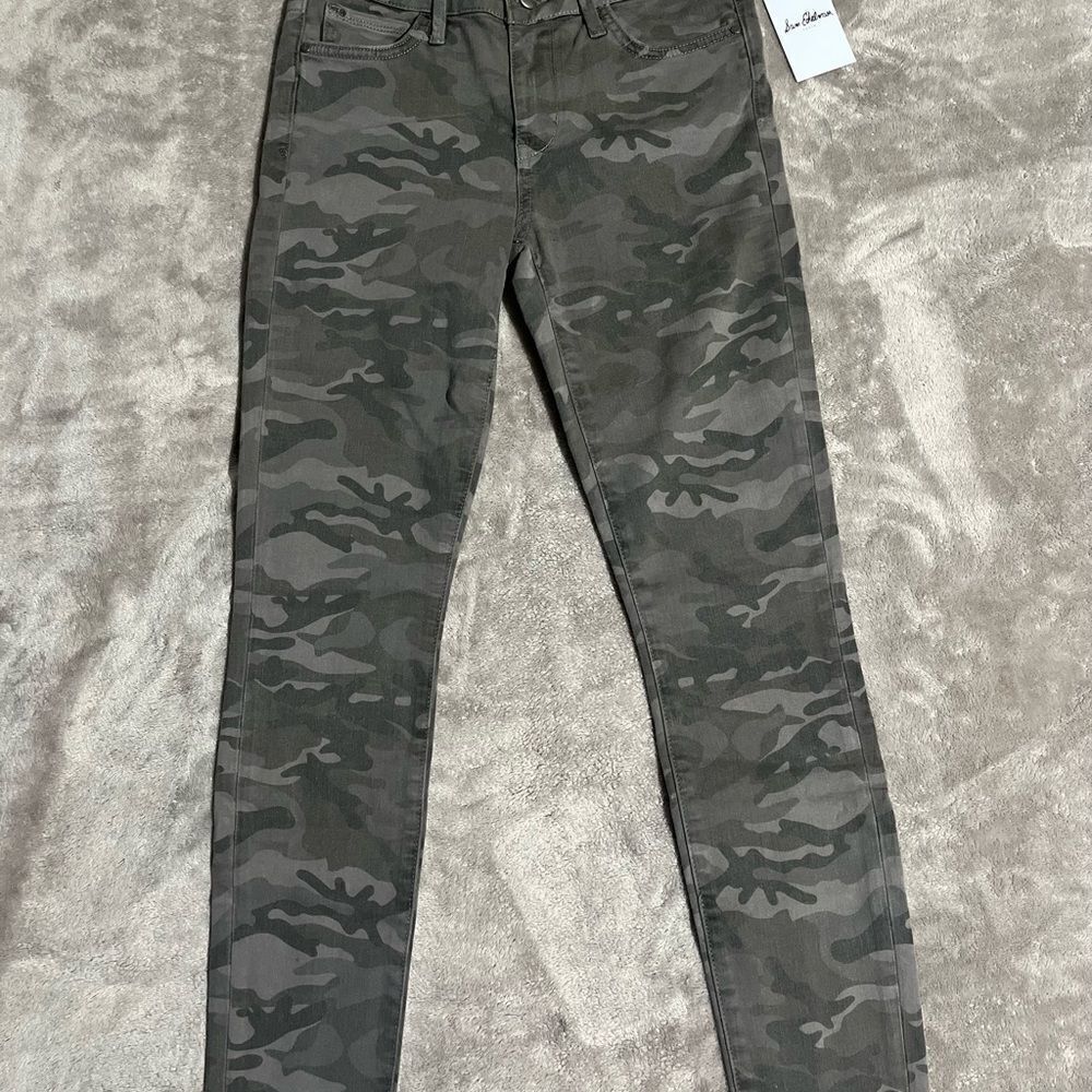 Sam Edelman The Kitten Skinny Camo Pants Size 2/26 (F5)
